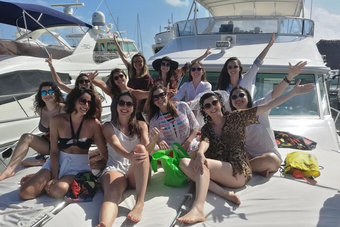 Cancun Boat Tour to Isla Mujeres on Luxury Yacht with Chef -SR55C - Crew, service, and the feel of the day