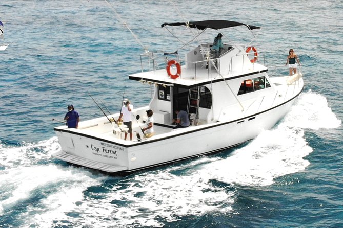 Cancun fishing charter if you don't fish you don't pay 46ft yacht 12pax 25P14 - Bottom fishing for a different pace