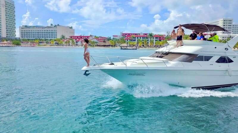 Cancun: Private Luxury 46-Feet Flybridge Yacht Cruise - Choosing the 2-hour Cancun bay cruise