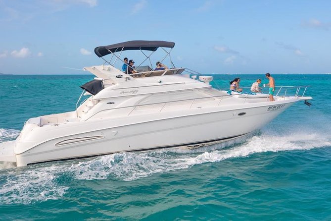 Cancún Yacht Rental SeaRay 46ft 25P13 - Snorkeling and Isla Mujeres on longer trips