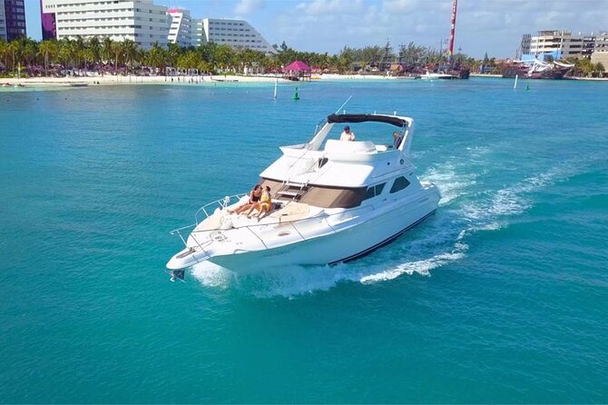 Cancun yachts rental YACHT 46 FT, 15 PAX MAX 25P12 - What the two-hour Cancun Bay cruise is really like