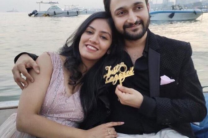 Candlelight Dining Experience for Two On a Yacht in Mumbai - The short transfer boat ride