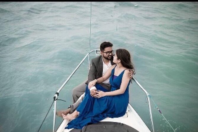 Candlelight Dining Experience for Two On a Yacht in Mumbai - What the small review record means