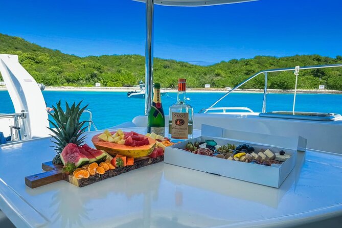 Catamaran Charter Puerto Rico Jenica - Practical details for your day