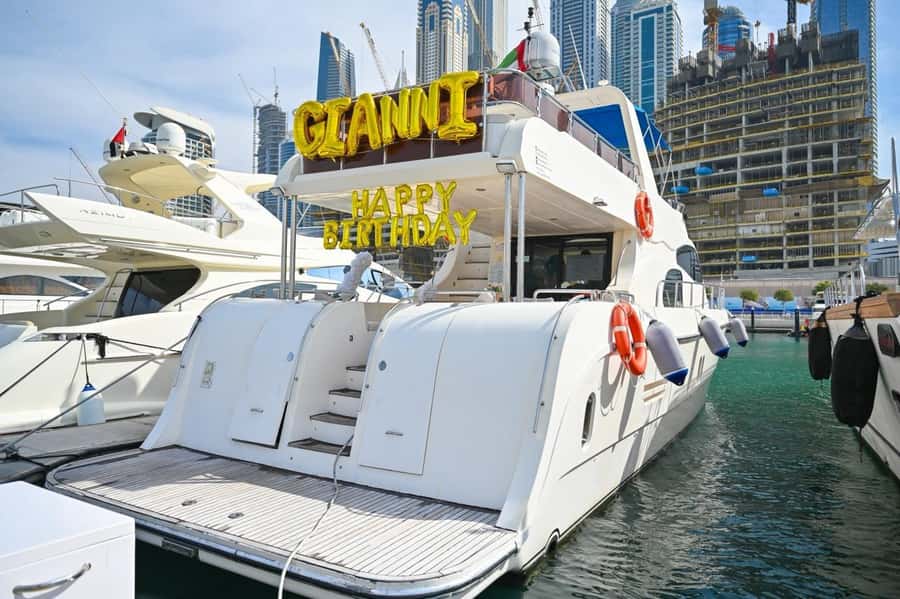 Celebrate Your Birthday in Style on luxury Yacht in Dubai - Cake, decorations, and the personal touch
