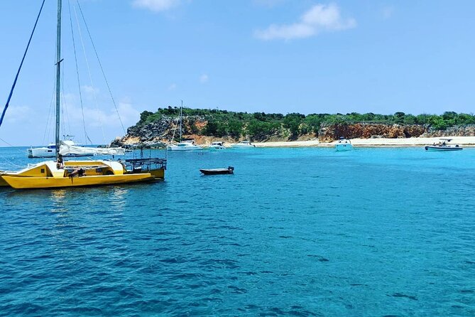 Charter our boat is a private power boat charter. - The No-Bathroom Detail You Should Not Ignore