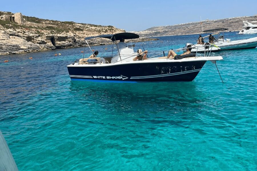 Cirkewwa/Mgarr: Blue and Crystal Lagoon Private Boat Charter - Why a private boat makes the Blue Lagoon easier