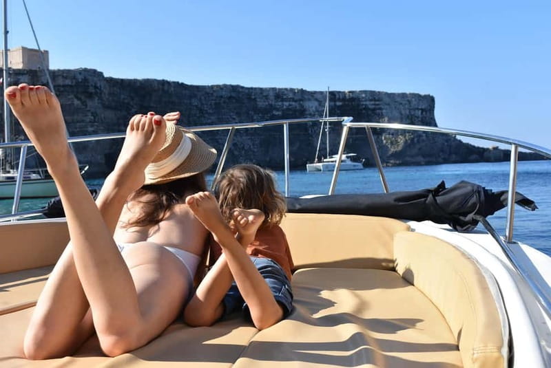 Cirkewwa/Mgarr: Blue and Crystal Lagoon Private Boat Charter - What the 22-foot boat feels like