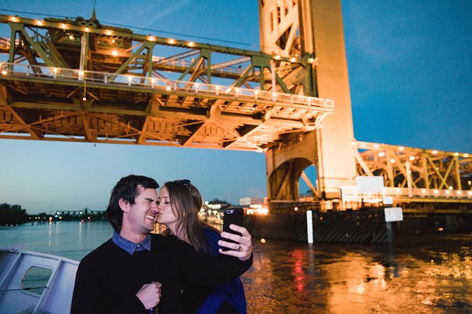 City Cruises Sacramento: Rock the Yacht Cocktail Cruise 21+ - Comfort, Smoking, and Practical Limits