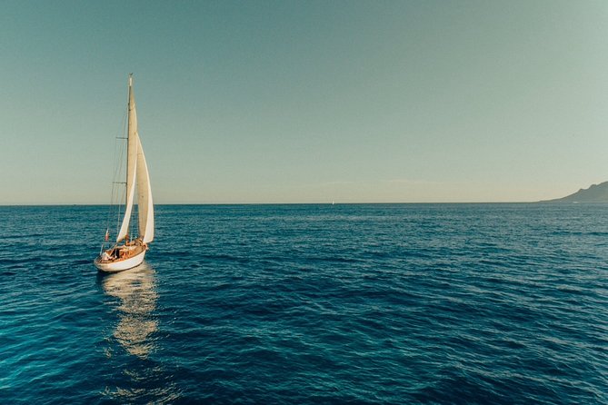 Classic Yacht Sailing in Cannes - The first 90 minutes in the Bay of Cannes