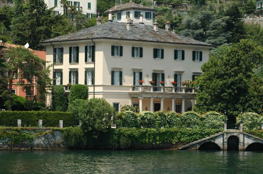 Como: Luxury Boat Tour on Lake Como - Blevio, Mandarin Oriental, and Villa Cagni Troubetzkoy