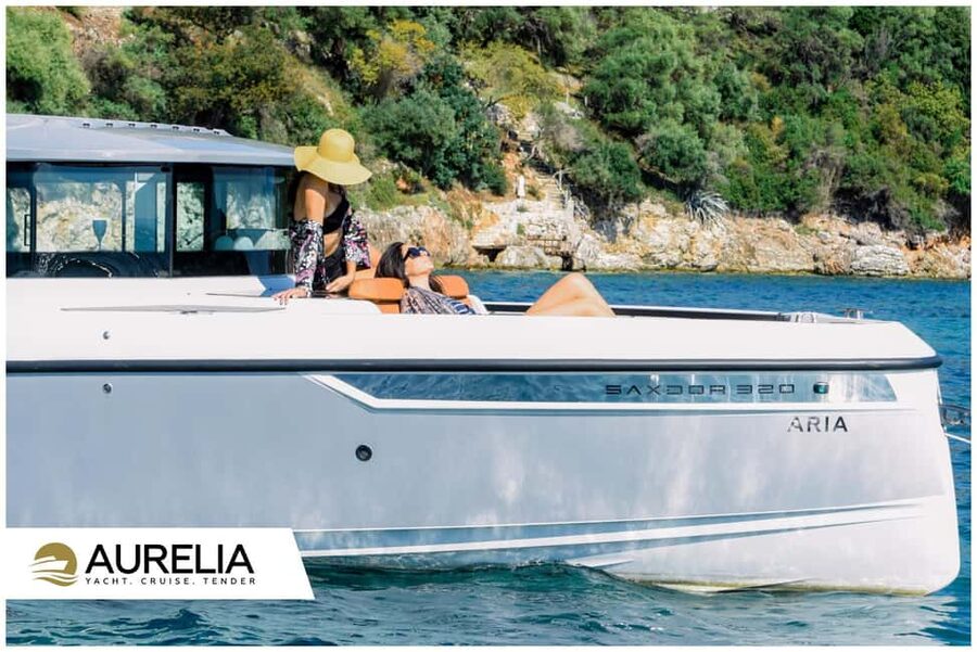 Corfu: Private yacht cruise to Paxos - Antipaxos & Caves - Paxos and the white cliffs of the west coast