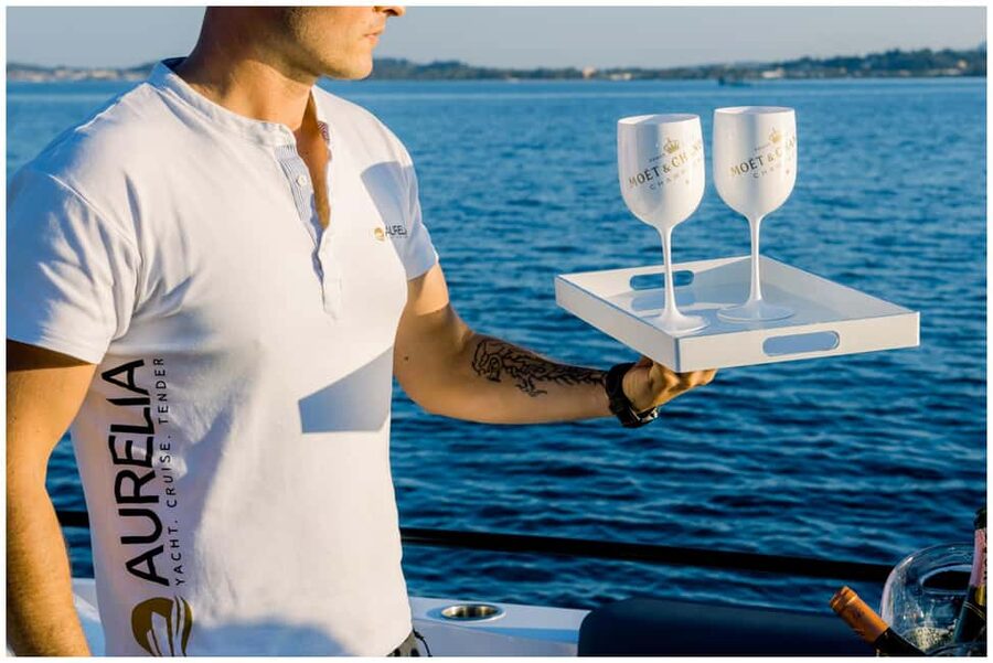 Corfu: Private yacht cruise to Paxos - Antipaxos & Caves - Who should book this yacht day