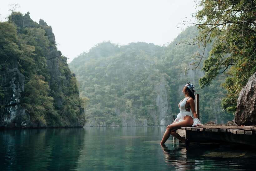 Coron: Private Island-Hopping Tour on a Yacht or Speedboat - Coral Garden and the underwater side of Coron