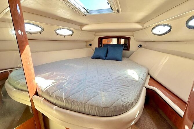 Cruise in Elegance: Luxury Yacht Rental in Cancun - Crew service and the value of a private boat