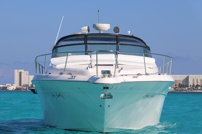 Cruise in Elegance: Luxury Yacht Rental in Cancun - Choosing between one, two, and three hours