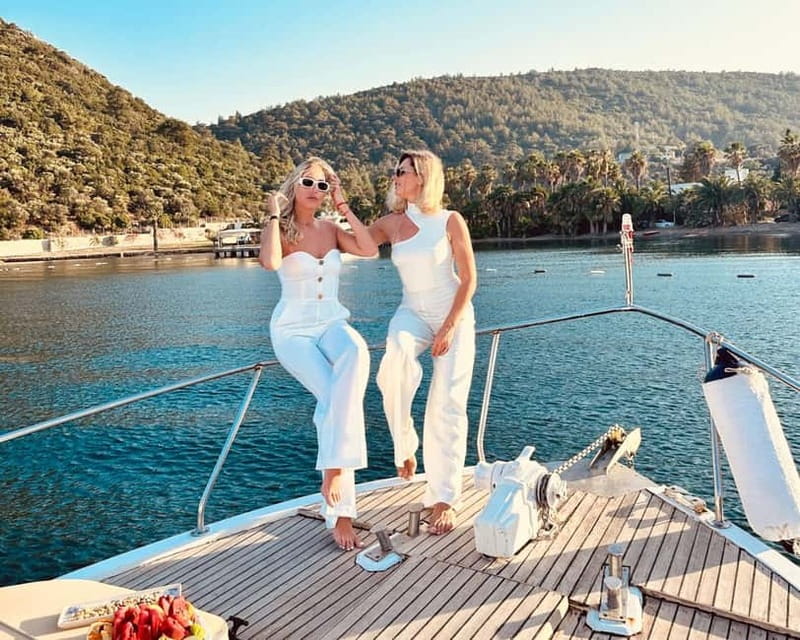 Discover Bodrum's Hidden Gems on a Private 3-Hour Yacht Trip - Fruit, soft drinks, and an easy onboard rhythm