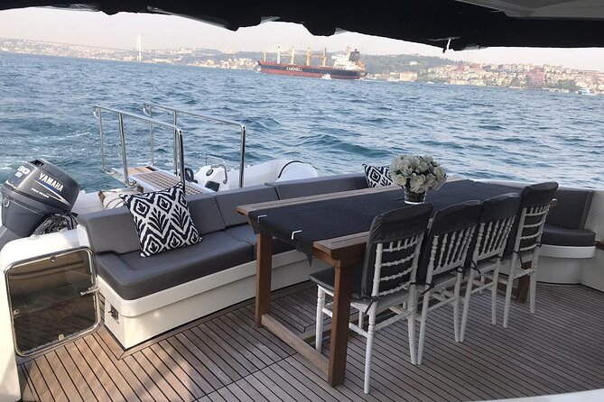 Dolmabahçe Palace and Sunset Tour on Luxury Yacht - Why this palace-and-yacht combination works
