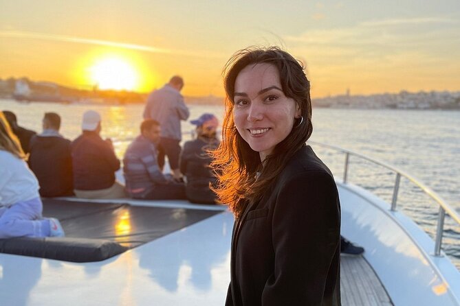 Dolmabahçe Palace Tour with Guide and Luxury Yacht Sunset Cruises - Inside Dolmabahçe Palace