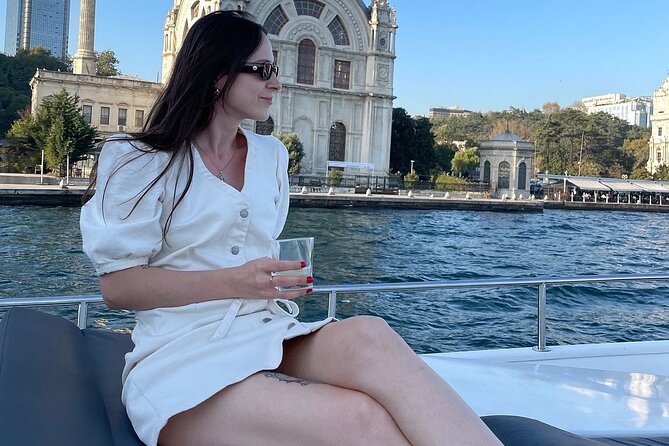 Dolmabahçe Palace Tour with Guide and Luxury Yacht Sunset Cruises - Galata Tower and Maiden’s Tower from the water