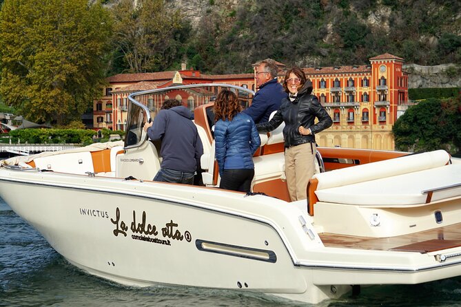Dreamer tour(1 H) luxury boat aperitif onboard - The Artaria villa and a quieter chapter of lake life