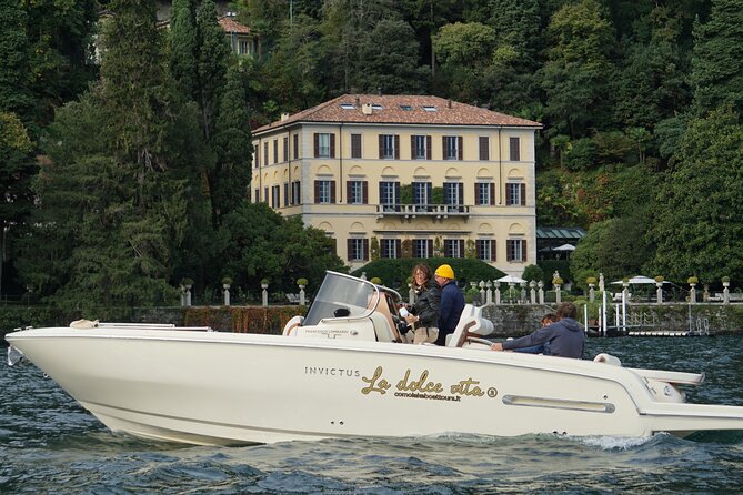 Dreamer tour(1 H) luxury boat aperitif onboard - Villa Taverna above Perlasca