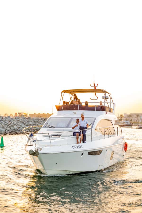 Dubai: 52ft Private Luxury Yacht Experience - Boarding at Dubai Harbour Yacht Club