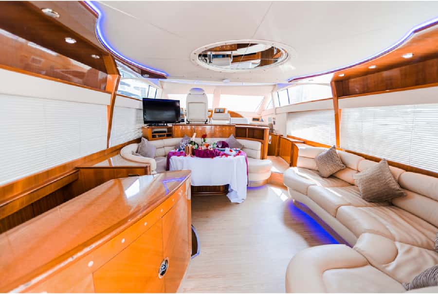 Dubai: 58-Feet Yacht Sea Trip - Burj Al Arab from the Arabian Gulf