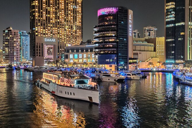 Dubai: Lotus Mega Yacht 3-Hours Dinner Cruise Tour - What the three-hour route gives you