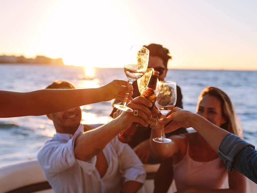 Dubai: Luxury Sunset Yacht Tour with Snacks and Drinks - The route begins with Dubai Harbour and Marina