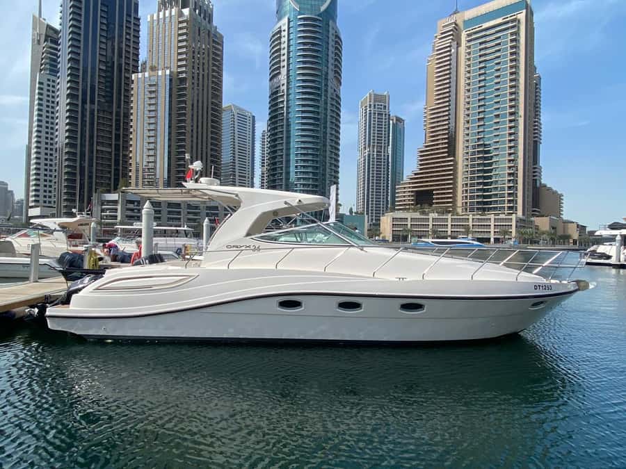 Dubai Marina: 2-Hour Mini Yacht Ride - A private view of Dubai from Dubai Marina