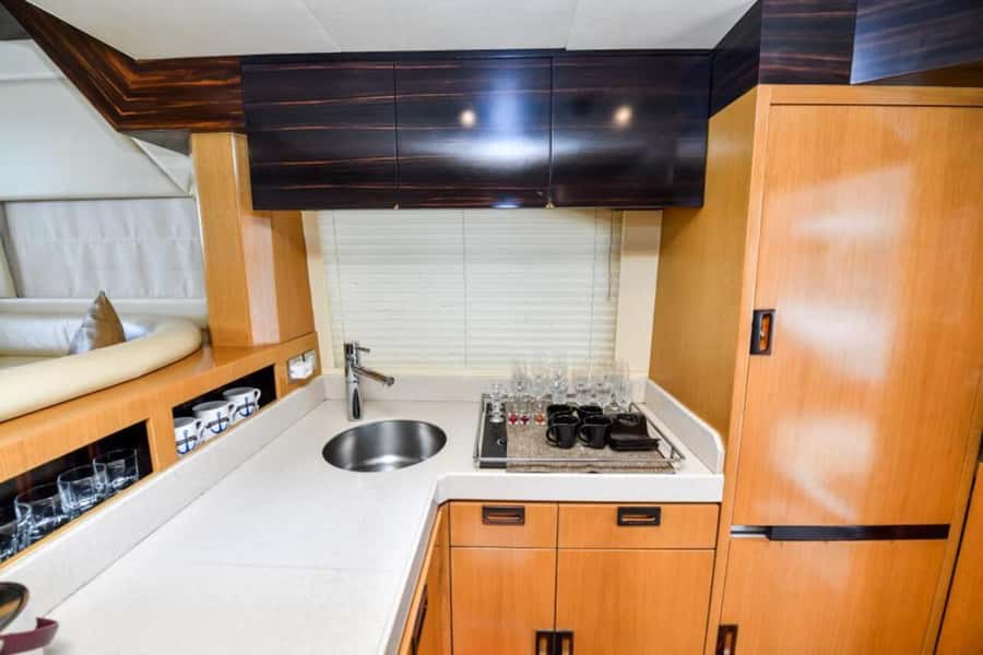Dubai: Marina Private Luxury Yacht Tour - Who Will Enjoy This Most