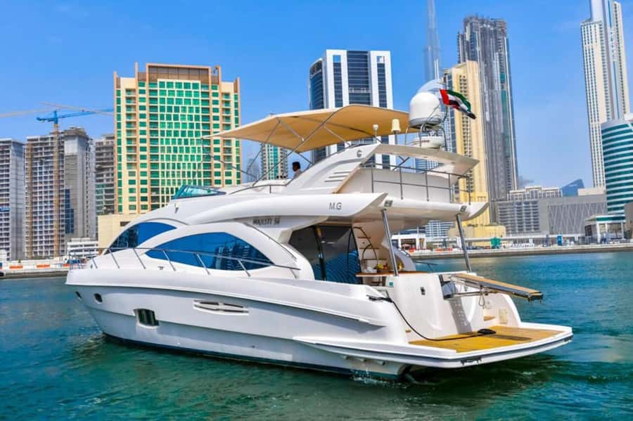 Dubai: Marina Private Luxury Yacht Tour - JBR, Skydive, Kempinski, and the Lagoon