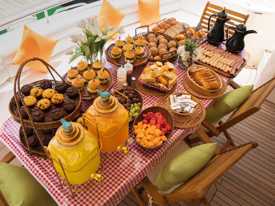 Dubai: Marina Sightseeing on Yacht with Breakfast - Finding Love Boats UAE at Dubai Marina Walk