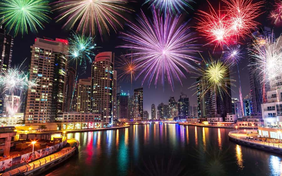 Dubai: New Year Eve Luxury Yacht Fireworks View & BBQ Cruise - Should you book the Dubai New Year’s Eve yacht cruise?