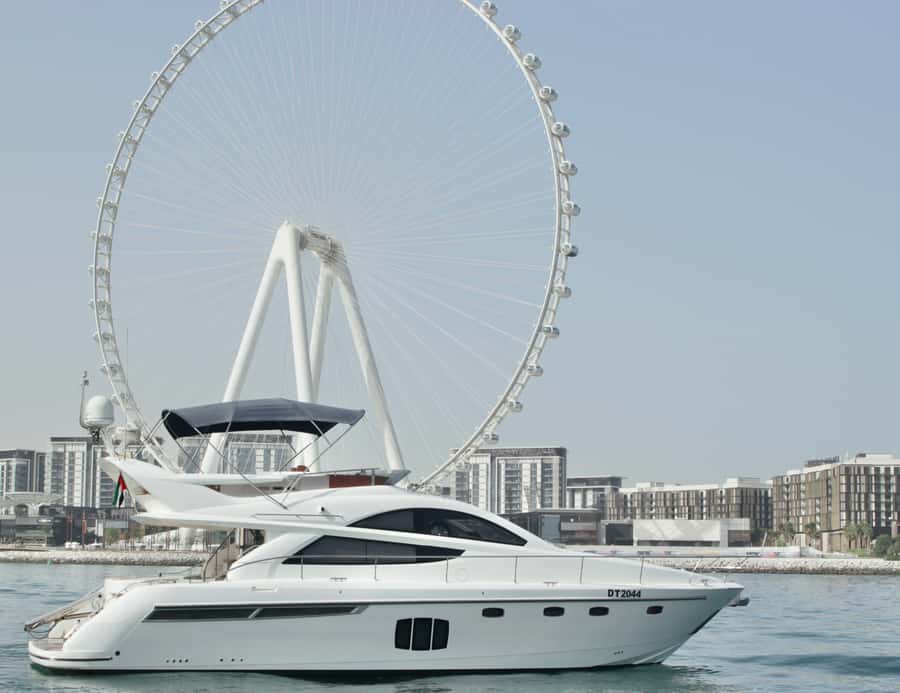 Dubai: Palm Jumeirah luxury private yacht Tour - Seeing JBR, Dubai Eye, and the Marina skyline
