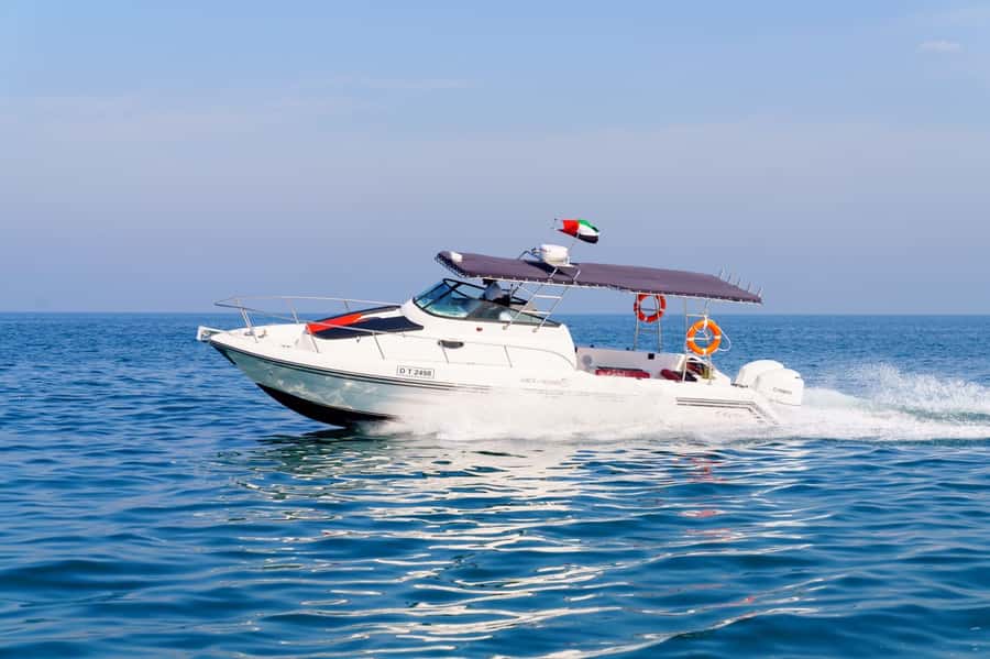 Dubai: Private Coastline Landmarks Mini-Yacht Tour - Dubai Marina and JBR Beach from the water