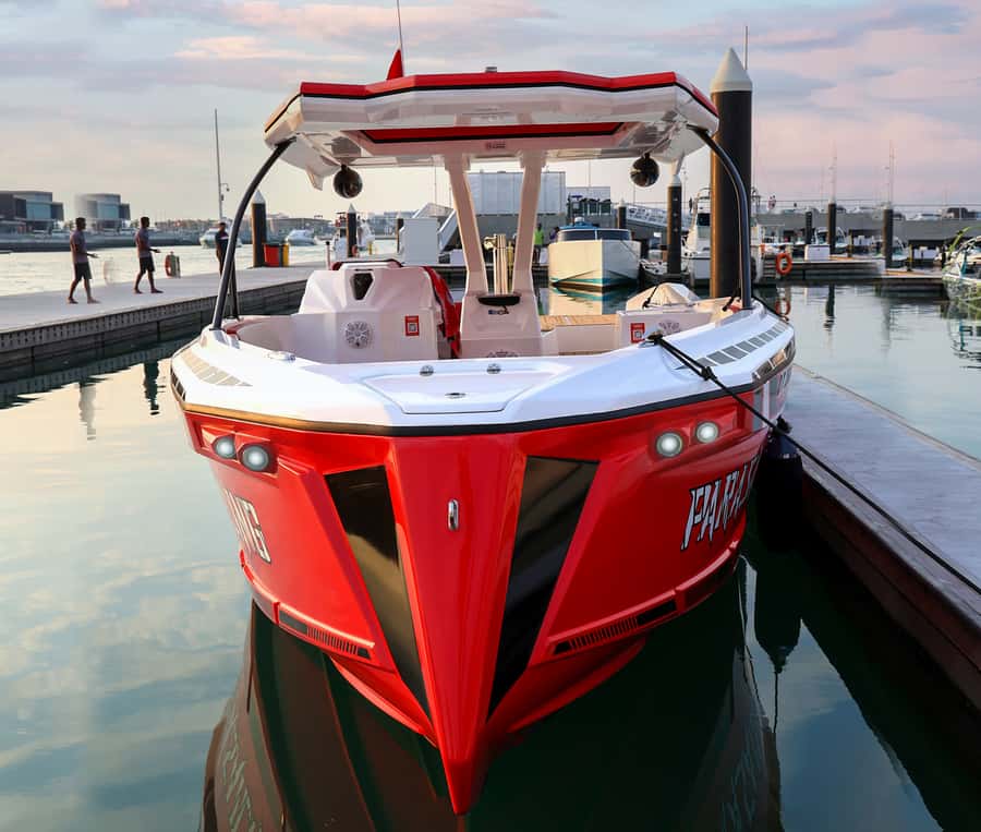 Dubai: Private Luxury Boat with Sightseeing Tour - The boat ride and safety briefing