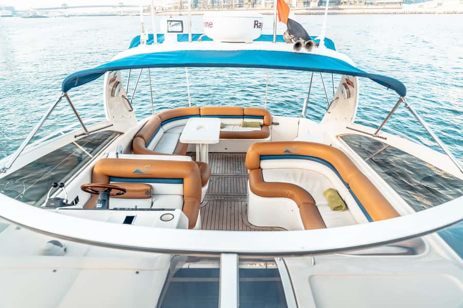 Dubai: Private Luxury Everest Yacht Cruise from Dubai Marina - At a glance