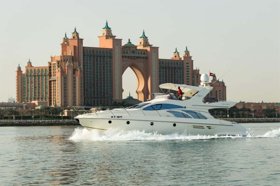 Dubai: Private Luxury Yacht Cruise for up to 20 People - Key points to know before booking