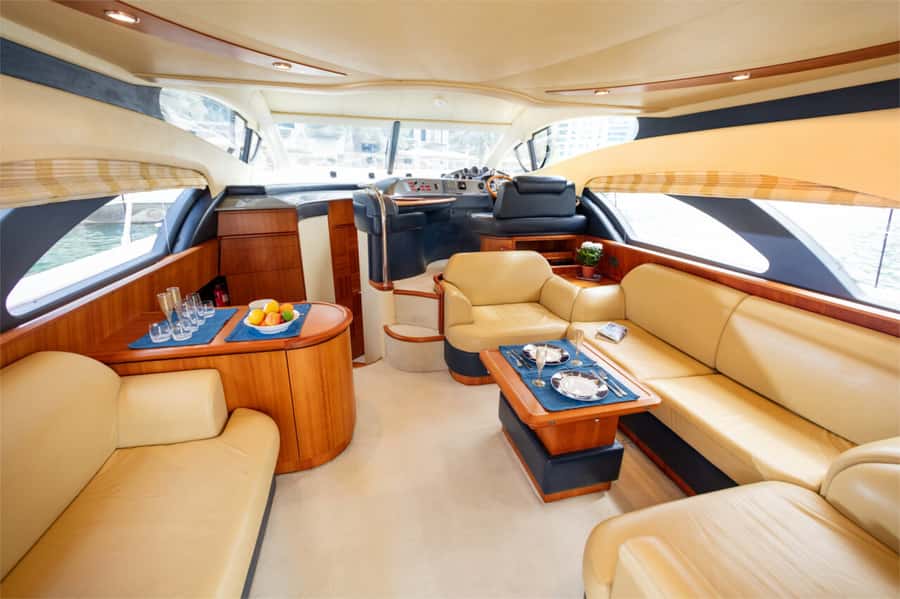 Dubai: Private Luxury Yacht Cruise for up to 20 People - Who will get the most from this cruise
