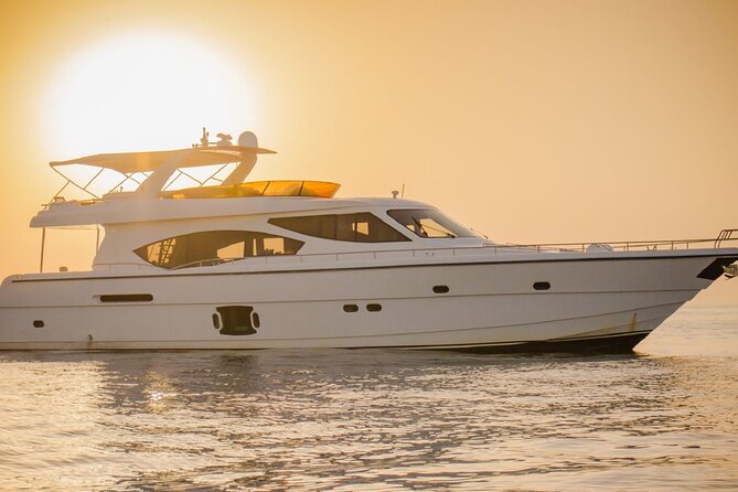 Dubai Private Luxury Yacht Tour with Fishing Facilities - Choosing between one hour and four hours
