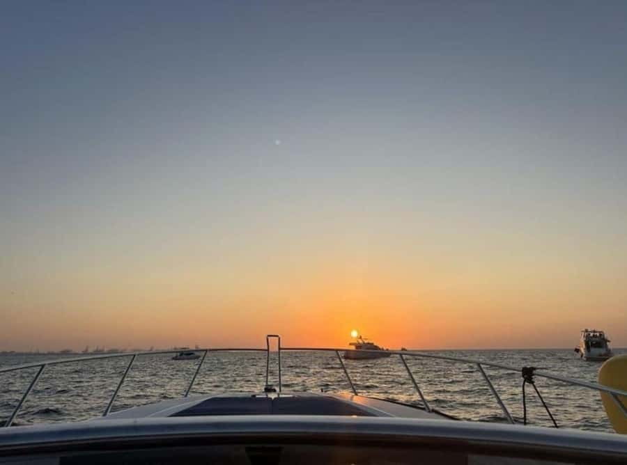 Dubai: Private Sunset Yacht Tour from Dubai Marina - Leaving the marina for Bluewaters Island