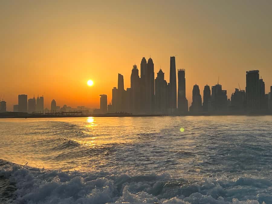 Dubai: Private Sunset Yacht Tour from Dubai Marina - Meeting the crew at Dubai Marina