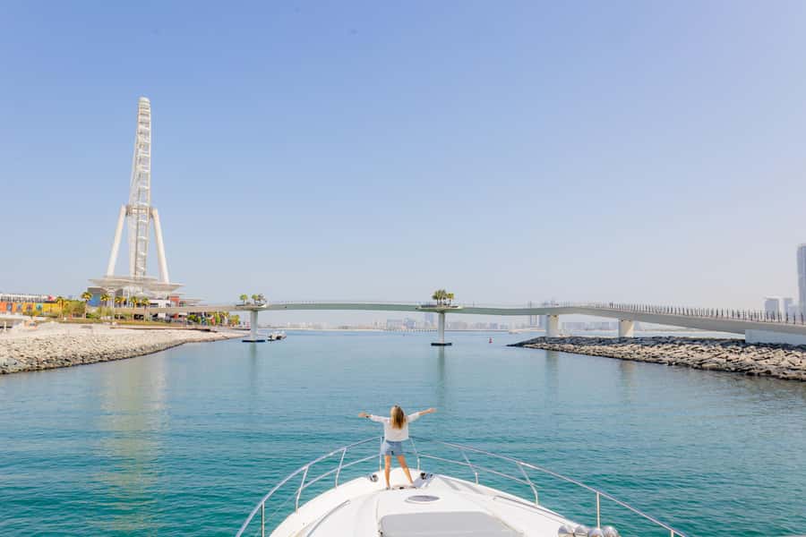 Dubai: Private VIP Luxury Yacht Tour with BBQ & Drinks - Dubai Marina Canal gives you the first close skyline views