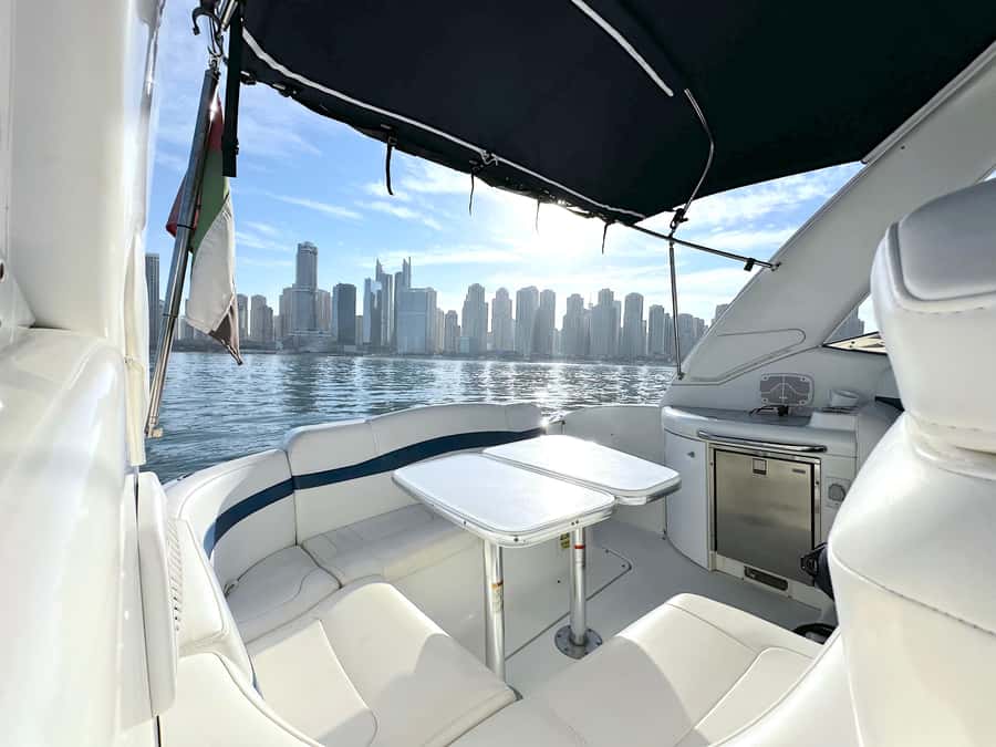 Dubai: Private Yacht Cruise for Unforgettable Memories - Two hours toward Burj Al Arab or Atlantis