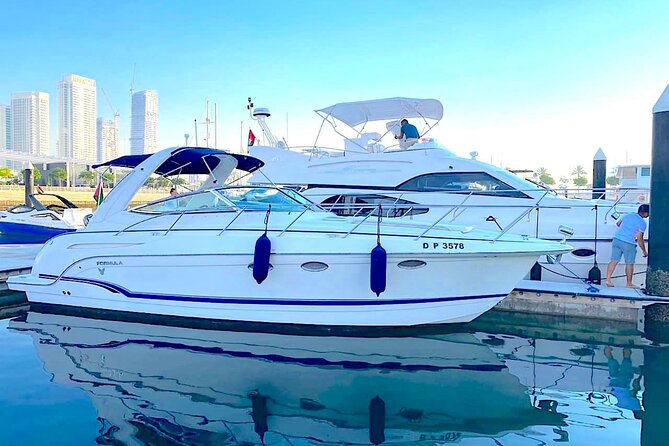 Dubai: Private Yacht Cruise on a 34 Ft Yacht - Ten minutes near the Burj Al Arab