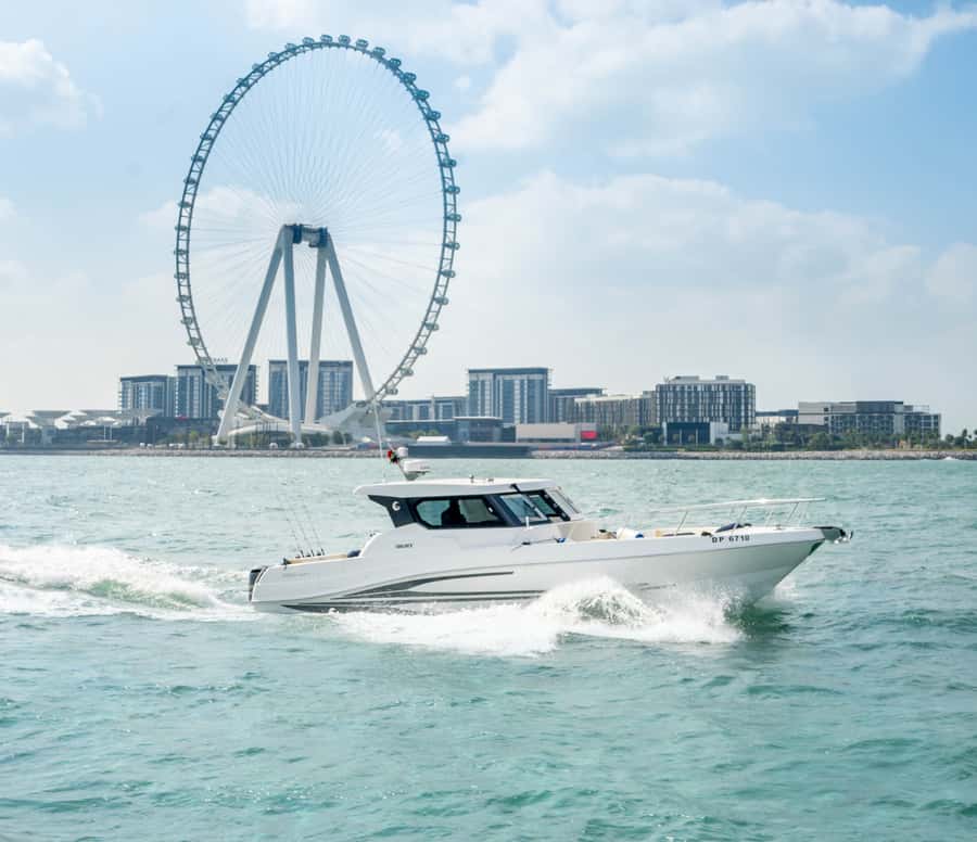 Dubai: Private Yacht Tour 36ft (+1 hr free) offer till Sep15 - Passing Jumeirah Beach Residence and Atlantis the Palm
