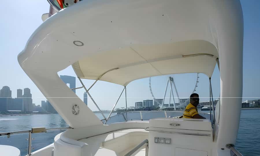 Dubai: Private Yacht Tour Experience with Soft Drinks - Bring your own food, but plan it carefully
