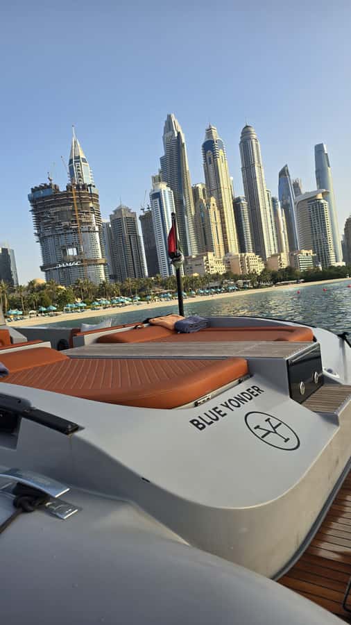 Dubai : Private Yacht Tour with Swimming at Palm Jumeirah - Key points to know before booking